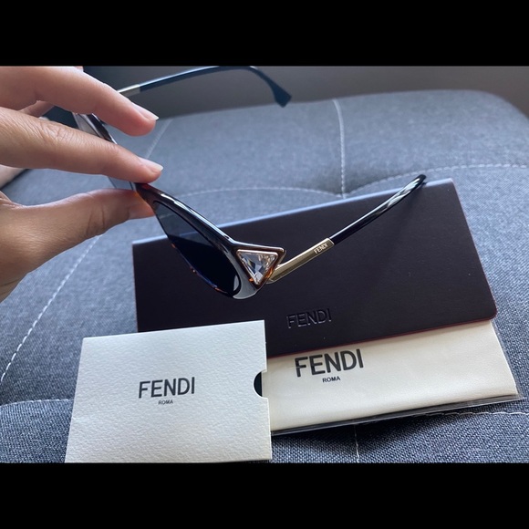 Fendi sunglasses main image 11
